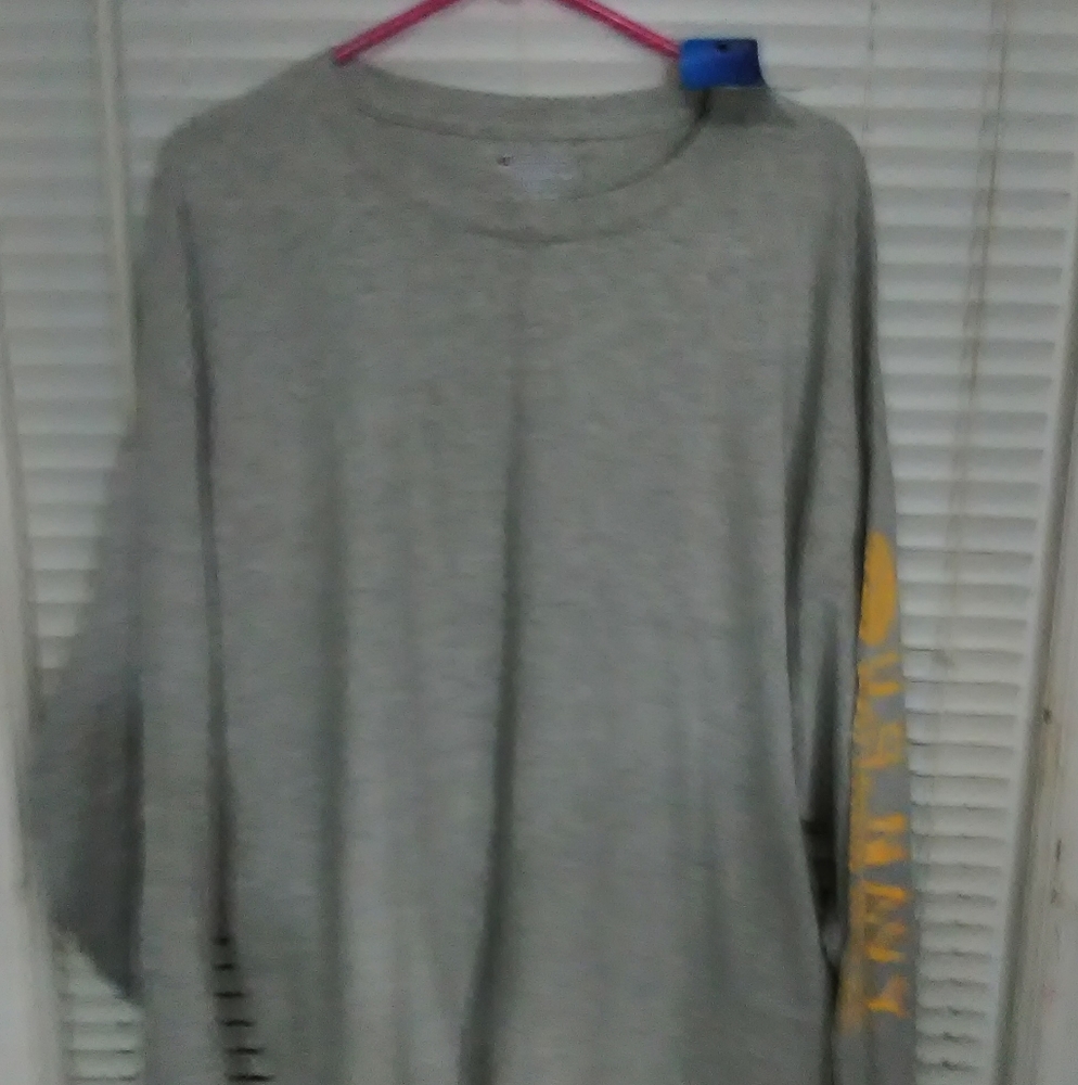 New with tags u.s. Navy long-sleeve pullover